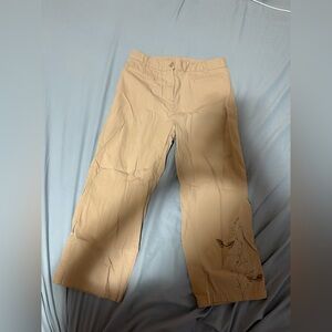 Northern Reflections Beige capris with Floral Detail size 6
